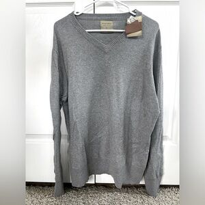 NWT Sonoma Men’s Large Gray V-Neck Sweater